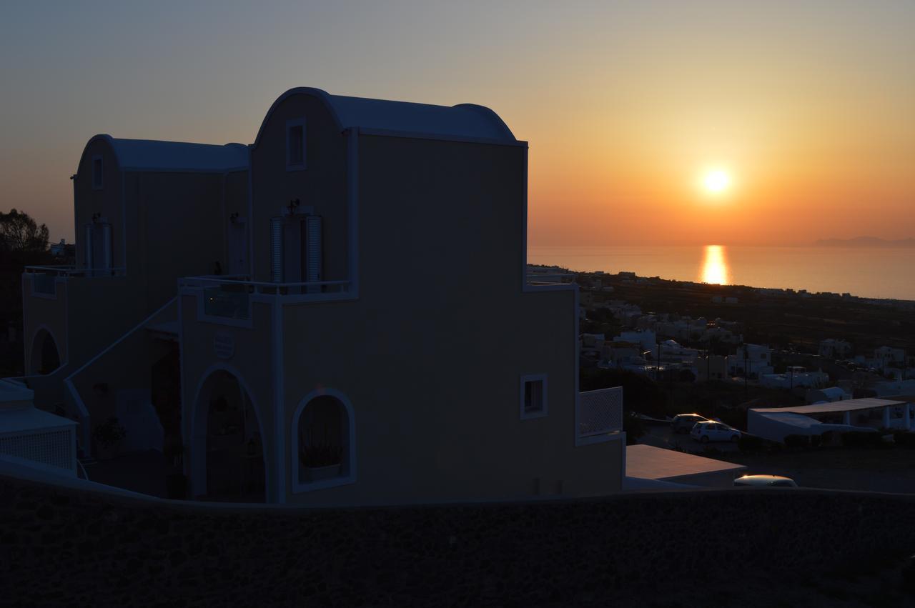 Kiklamino Sunset Studios Oia  Ngoại thất bức ảnh