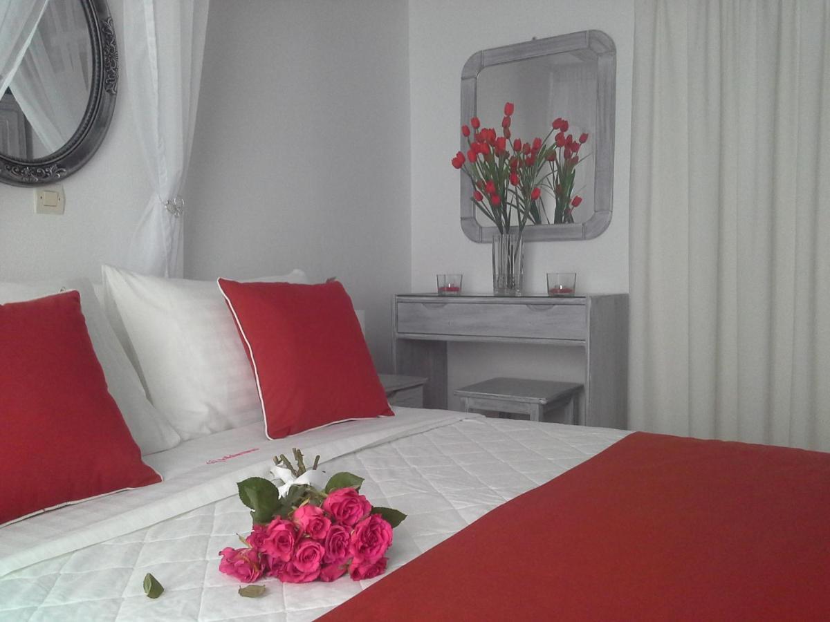 Kiklamino Sunset Studios Oia  Ngoại thất bức ảnh