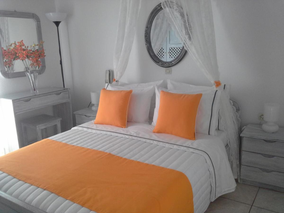 Kiklamino Sunset Studios Oia  Ngoại thất bức ảnh
